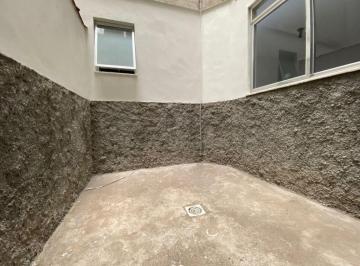 Apartamento · 81m² · 2 Quartos · Apartamento Com 2 Quartos Para Alugar, R$1.000progresso - Juiz de Fora /mg