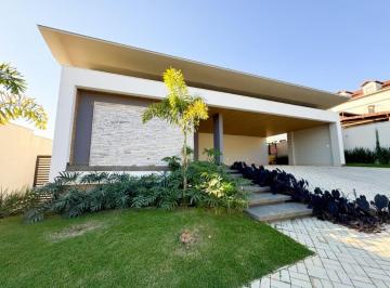 Casa · 351m² · 5 Quartos · 4 Vagas · Casa 5 Quartos - Chales Do Imperador