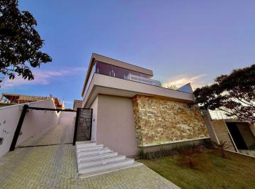 Casa · 230m² · 3 Quartos · 6 Vagas · Casa Com 3 Suítes À Venda, 230 m² por R$1.480.000 - Residencial Alvim - Juiz de Fora/mg