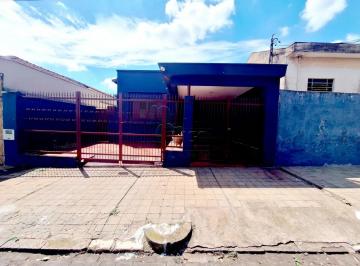 Casa · 180m² · 2 Quartos · 3 Vagas · Casa de 135 m² Com 02 Quartos Mais Edícula 03 Vagas À Venda Na Vila Tibério