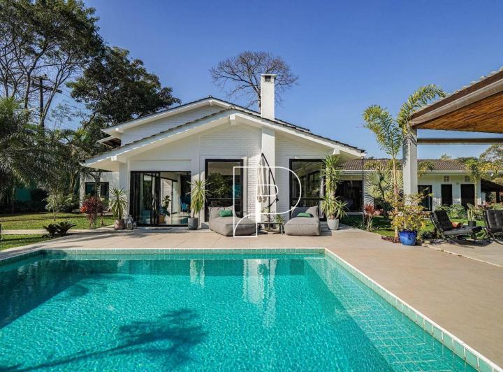 Casa Com 5 Dormitórios À Venda, 480 m² por R$3.500.000 - Granja Viana - Carapicuíba/sp