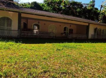 Casa · 473m² · 4 Quartos · 4 Vagas · Casa Em Badu, Niterói/rj de 473 m² 4 Quartos À Venda por R$1.200.000