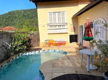 Casa · 300m² · 3 Quartos · 2 Vagas · Casa Em Pendotiba, Niterói/rj de 300 m² 3 Quartos À Venda por R$900.000