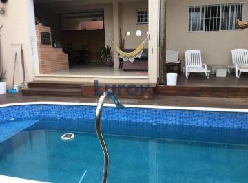 Casa · 226m² · 4 Quartos · 2 Vagas · Casa Em Castelo, Valinhos/sp de 226 m² 4 Quartos À Venda por R$1.100.000