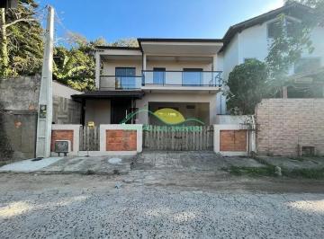 Casa · 220m² · 5 Quartos · 4 Vagas · Casa Em Armação Do Pântano Do Sul, Florianópolis/sc de 220 m² 5 Quartos À Venda por R$960.000
