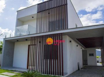 Casa · 211m² · 3 Quartos · 3 Vagas · Casa Em Flamengo, Maricá/rj de 211 m² 3 Quartos À Venda por R$1.100.000