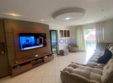 Casa · 249m² · 4 Quartos · 1 Vaga · Casa Em Hernani Sá, Ilhéus/ba de 249 m² 4 Quartos À Venda por R$550.000