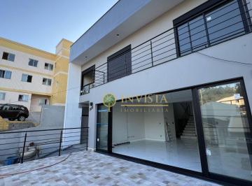 Casa · 184m² · 3 Quartos · 2 Vagas · Casa Em Trindade, Florianópolis/sc de 184 m² 3 Quartos À Venda por R$2.500.000
