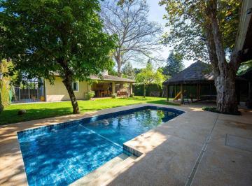 Casa · 450m² · 4 Quartos · 6 Vagas · Casa Em Recanto Impla, Carapicuíba/sp de 450 m² 4 Quartos À Venda por R$2.560.000