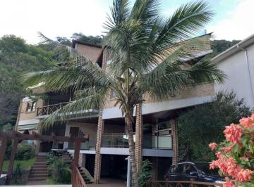 Casa · 500m² · 4 Quartos · 4 Vagas · Casa Em Itacoatiara, Niterói/rj de 500 m² 4 Quartos À Venda por R$2.500.000