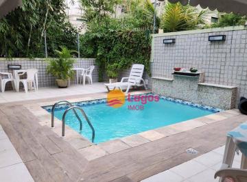 Casa · 175m² · 4 Quartos · 2 Vagas · Casa Em Ingá, Niterói/rj de 175 m² 4 Quartos À Venda por R$2.100.000