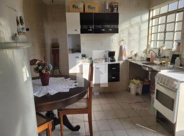Casa · 243m² · 4 Quartos · Casa Em Ponte de São João, Jundiaí/sp de 243 m² 4 Quartos À Venda por R$760.000