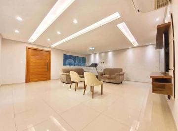 Casa · 240m² · 3 Quartos · 6 Vagas · Casa Em Recanto Das Palmeiras, Teresina/pi de 240 m² 3 Quartos À Venda por R$740.000