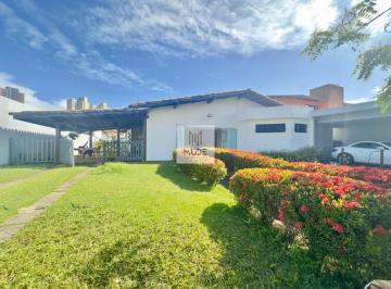 Foto 01 · Casa Térrea Com Piscina | Área 504 m² | 3 Quartos | 1 Suíte | Tranquilidade E Lazer a 300 m Da Praia