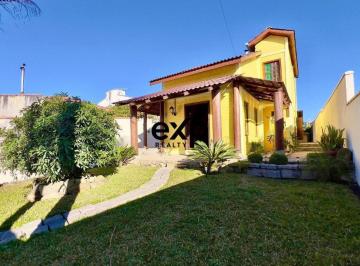 Casa · 235m² · 2 Quartos · 5 Vagas · Casa Com Piscina Em Piraquara