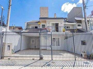 Casa · 195m² · 4 Quartos · 3 Vagas · Sobrado Com 194 m² No Bairro Cristo Rei
