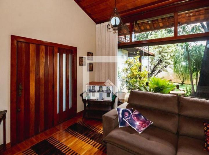 Casa À Venda - Garças, 3 Quartos, 283 m² - Belo Horizonte