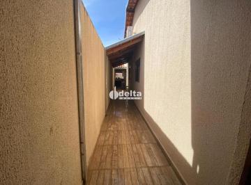 Casa · 264m² · 3 Quartos · 3 Vagas · Casa Residencial Com 3 Quartos Sendo 1 Suíte Disponível Para Venda No Bairro Planalto Em Uberlândia