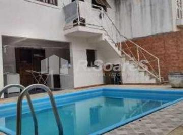 Casa · 185m² · 4 Quartos · 2 Vagas · Casa Em Condomínio Fechado Com 04 Quartos Sendo 1 Suíte, Área Arborizada. Rua Ra