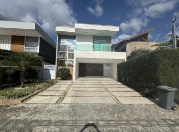 Casa · 241m² · 4 Quartos · 4 Vagas · Casa Em Condomínio Para Venda Em Campina Grande, Itararé, 4 Dormitórios, 1 Suíte, 3 Banheiros, 4 Vag