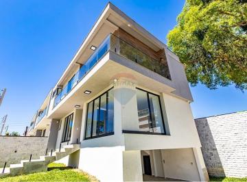 Casa · 257m² · 3 Quartos · 5 Vagas · Sobrado Novo 257 m², Alto Padrão Com Elevador, Bairro Santa Quitéria.