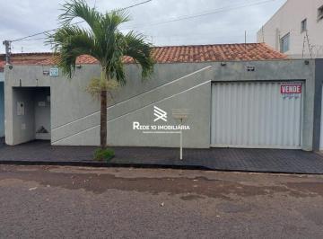 Casa · 183m² · 3 Quartos · 3 Vagas · Casa À Venda, 3 Quartos, 1 Suíte, 3 Vagas - Bairro Jardim Patricia, Uberlândia Mg