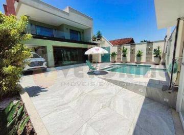 Casa · 345m² · 5 Quartos · 3 Vagas · Sobrado À Venda Em Caraguatatuba, Jardim Britânia, Com 5 Quartos, 345 m²