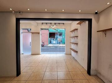 Comercial · 40m² · Ponto Em Centro, Botucatu/sp de 40 m² Para Locação R$3.200,00/mes