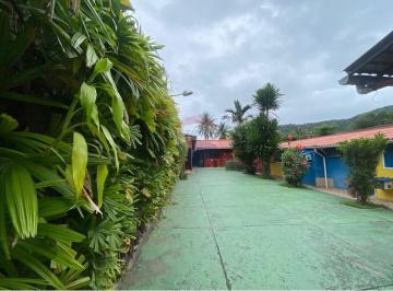 Casa · 136m² · 11 Quartos · 11 Vagas · Casa No Guarujá: 11 Suítes & 11 Vagas Com Mobília.