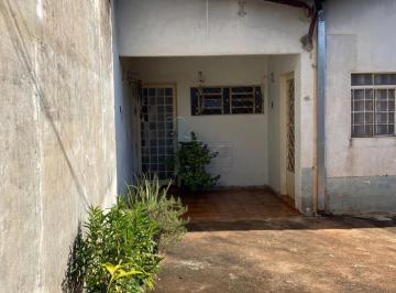 Casa · 200m² · 2 Quartos · 3 Vagas · Casa de 200 m² Com 02 Quartos À Venda - Adelino Simioni