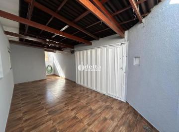 Casa · 120m² · 4 Quartos · 1 Vaga · Casa Residencial Com 4 Quartos Sendo 1 Suíte, Disponível Para Venda No Bairro Osvaldo Rezende Em Ube