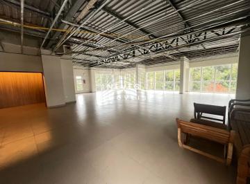 Comercial · 250m² · Sala Comercial Áerea 250 m² Na Osvaldo Reis