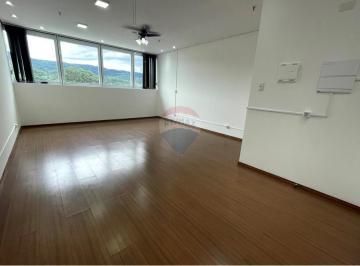 Comercial · 37m² · 1 Vaga · Sala Comercial Pronta Para Locação Com 37 m², No Sky Mall Patteo Mogilar, Na Vila Mogilar - Mogi