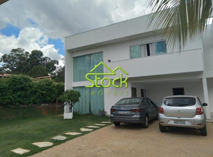 Casa Para Venda No Condomínio Vale Do Luar