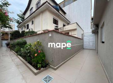 25616d89de207588484bae81e643915e.jpg · Casa Reformada Na Ponta Da Praia Com Quintal Amplo – Porteira Fechada