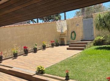 Casa · 262m² · 4 Quartos · 2 Vagas · Casa Em Nova Jaguariúna, Jaguariúna/sp de 262 m² 4 Quartos À Venda por R$650.000