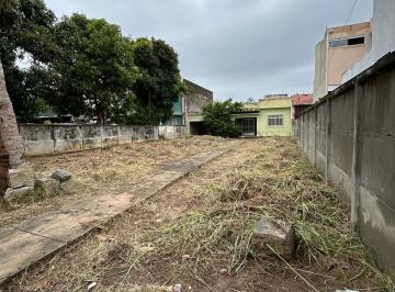 Casa · 432m² · 3 Quartos · 4 Vagas · Casa Em Parque Turf Club - Campos Dos Goytacazes