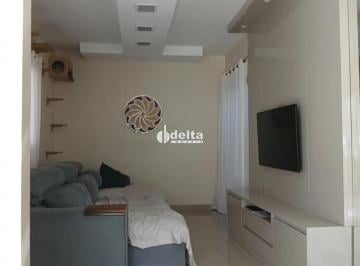 Casa · 119m² · 2 Quartos · 2 Vagas · Casa Com 2 Quartos Sendo 1 Suíte Disponível Para Venda No Bairro Umuarama Em Uberlândia - Mg