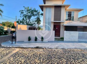 Casa · 172m² · 3 Quartos · 2 Vagas · Casa Alto Padrao - Village Do Gramado