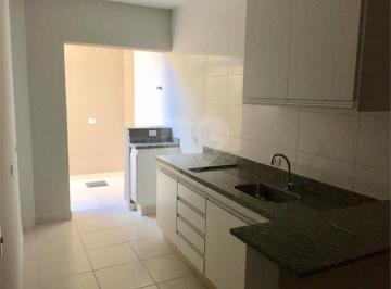 Área de Serviço · Apartamento Para Alugar No Bairro Vila Monteiro Em Piracicaba/sp.