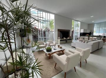 Área de Serviço · Maravilhosa Casa Térrea No Belo Condomínio Damha I. Oportunidade Única!