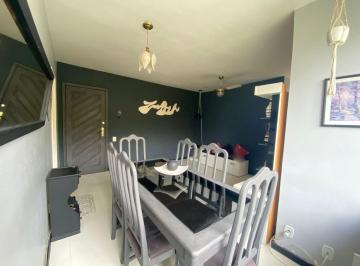 Apartamento · 55m² · 2 Quartos · 1 Vaga · Apartamento Em Engenhoca, Niterói/rj de 55 m² 2 Quartos À Venda por R$255.000
