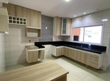 Casa · 290m² · 3 Quartos · 4 Vagas · Aluguel de Casa Em Condomínio - Cuiabá - Condomínio Belvedere - Área Construída de 290 m² E Lazer Com