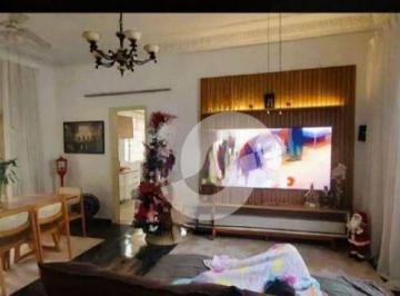 Casa · 210m² · 4 Quartos · 2 Vagas · Casa Em Fonseca, Niterói/rj de 210 m² 4 Quartos À Venda por R$700.000