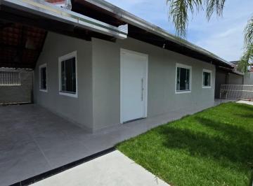 Casa · 260m² · 3 Quartos · 2 Vagas · Casa No Centro de Balneário Piçarras Sc