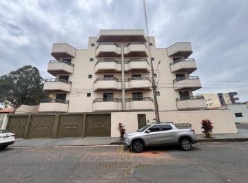 Foto 01 · Cobertura de Luxo Com 4 Quartos E 2 Suítes No Bairro Brasil, Uberlândia - Mg: 296 m², 3 Salas, 4 Banhei