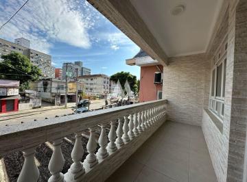 Casa · 142m² · 3 Quartos · 1 Vaga · Casa Em Encruzilhada, Santos/sp de 142 m² 3 Quartos À Venda por R$699.000