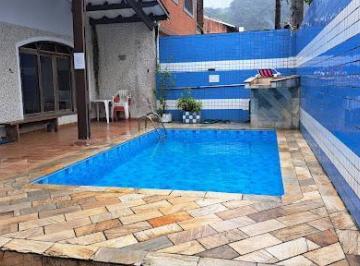 Casa · 250m² · 3 Quartos · 3 Vagas · Casa Em Centro, Mongaguá/sp de 250 m² 3 Quartos À Venda por R$650.000