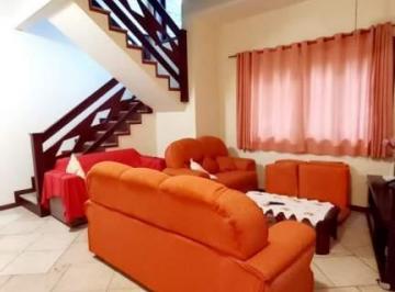 Casa · 251m² · 5 Quartos · 7 Vagas · Casa Em Sahy, Mangaratiba/rj de 251 m² 5 Quartos À Venda por R$1.800.000