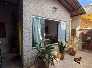 fb3dceb2029920fefeba726c6320f20d.jpg · Casa Residencial À Venda, Vila Caio Junqueira, Poços de Caldas - Ca0127.